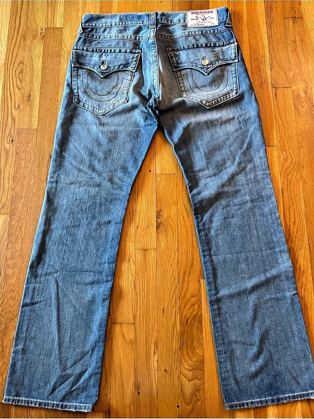 NWOT TRUE RELIGION MENS 34 STRAIGHT FLAP JEANS HEAVYDISTRESSED RED ORANGE STITCH